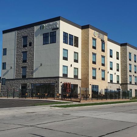 Cobblestone Hotel & Suites - Two Rivers מראה חיצוני תמונה