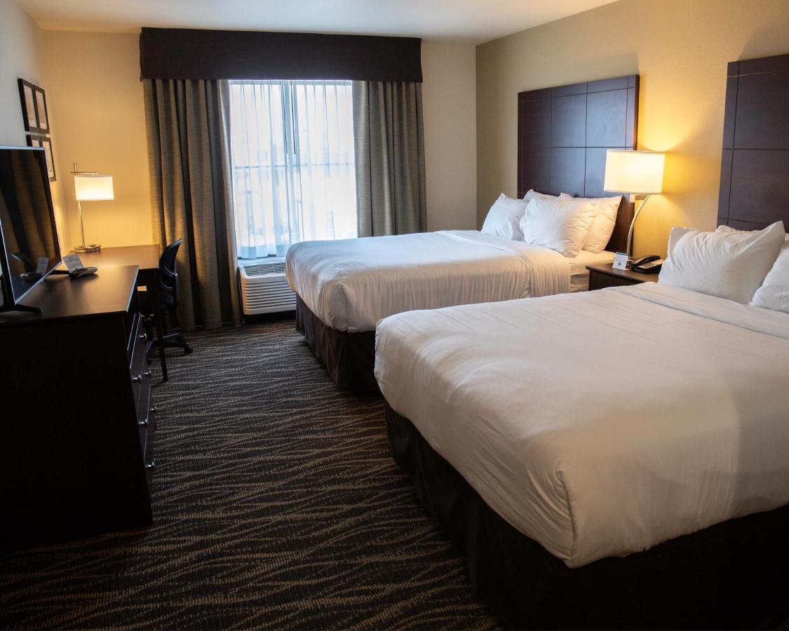 Cobblestone Hotel & Suites - Two Rivers מראה חיצוני תמונה