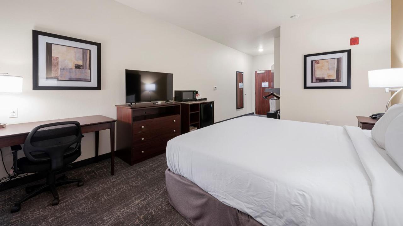 Cobblestone Hotel & Suites - Two Rivers מראה חיצוני תמונה